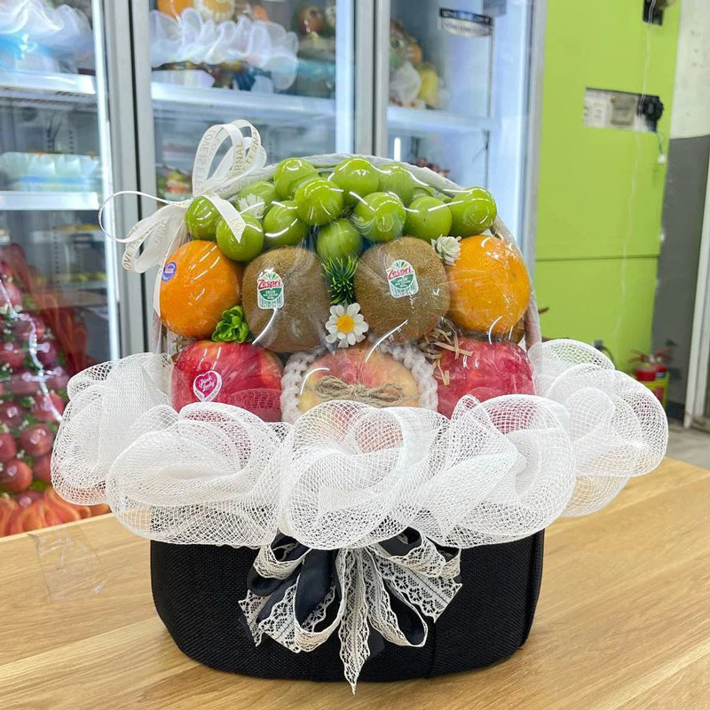 Màu sắc giỏ trái cây phúng điếu phù hợp và những màu nên tránh